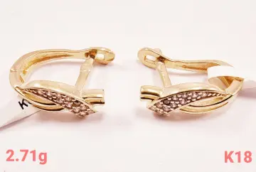 حلق ذهب عيار 18 من رويال Royal