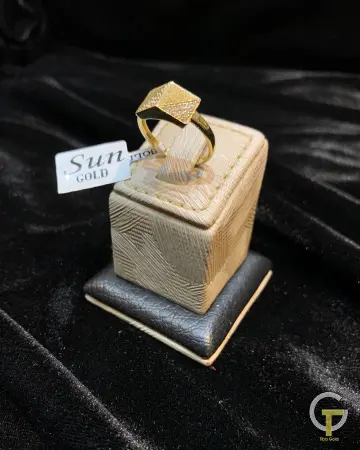 خاتم ذهب عيار 18 من Sun Gold
