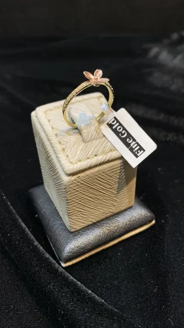 خاتم ذهب عيار 18 من فاين جولد Fine gold
