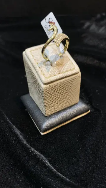 خاتم ذهب عيار 18 من Sun Gold