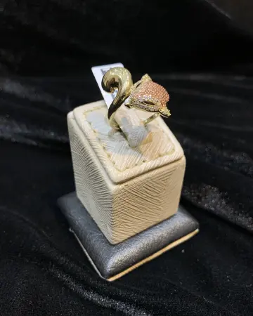 خاتم ذهب عيار 18 من فاين جولد Fine gold