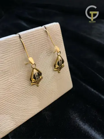 حلق ذهب عيار 21 من Ammar Gold