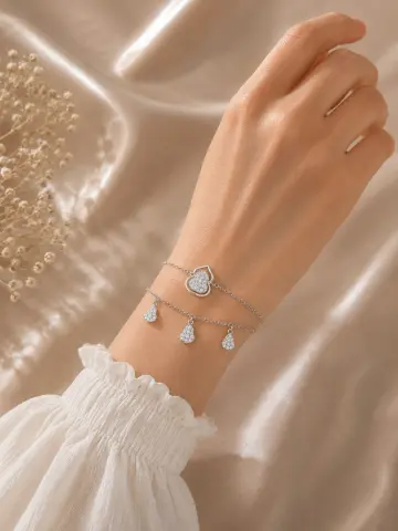 انسيال فضة عيار 925